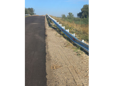 Устройство металлического барьерного ограждения на объектах: «Автоподъезд к г. Пугачев от автомобильной дороги "Самара-Пугачев-Энгельс-Волгоград" с автоподъездами г. Балаково и р.п.Горный» 21