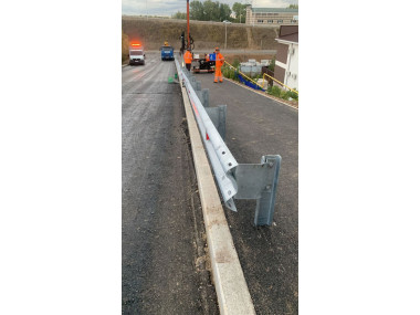 Устройство металлического барьерного ограждения на объекте: «Водовод в Кировском и Демском районах городского округа город Уфа Республики Башкортостан». 23