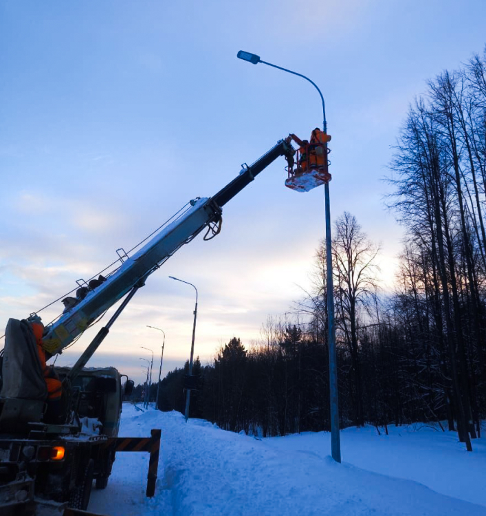 Установка и замена опор освещения